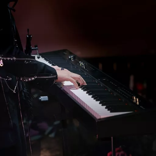 1704889776-58086100.jpg?