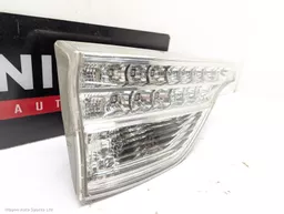 f0db8c4c-0737-4965-b551-580fdace0cf5.jpeg?