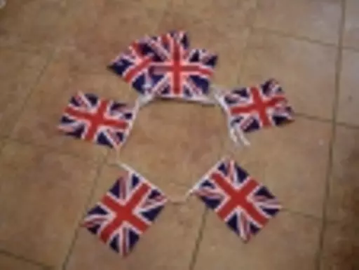 https://starbek-static.myshopblocks.com/images/tmp/fg_400_3munionjack.jpg