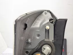 b26de98e-4e96-49fc-a753-ac5e43b6261e.jpeg?