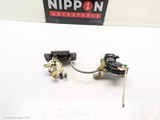 a554a8fa-79af-4edc-b166-79431392cf2f.jpeg?