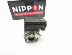 704f58bd-d84c-4ecf-9aeb-a5713177d21e.jpeg?