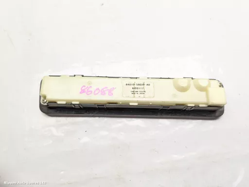 4b71c549-5df2-4f06-bf3c-821d0242a7dc.jpeg?