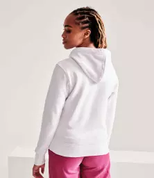 AM03%20WHI%20MODEL%202.jpg?