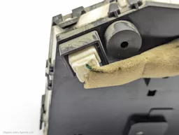 8f51863b-b6d6-4d79-8682-378de9a4554e.jpeg?