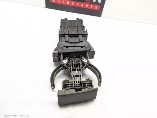 b93e8cbc-245b-48b5-b3ad-b781c8c1dac1.jpeg?