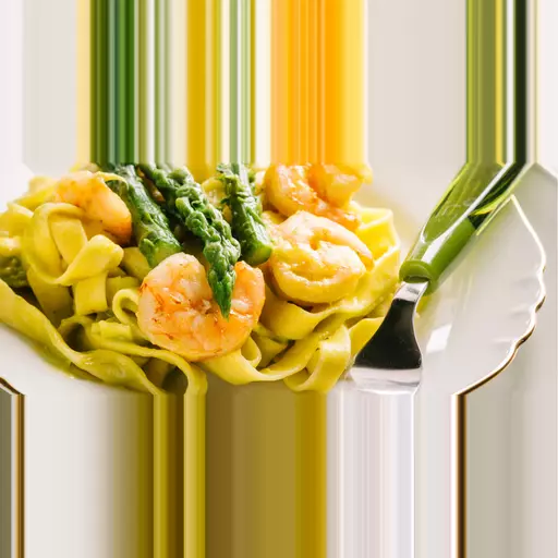 Garlic Parmesan Shrimp and Asparagus pasta blog.png