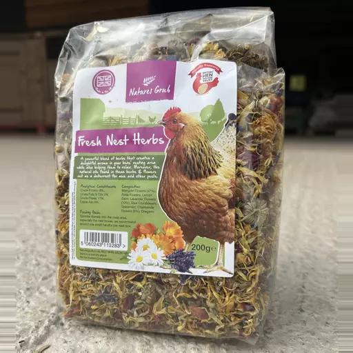 Natures Grub Fresh Nest Box Herbs (200g)