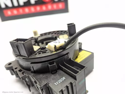 37ff1bb5-b2a7-4c48-8865-36c9cbafbf83.jpeg?