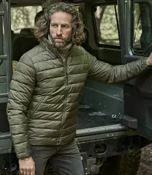 T9644%20DPG%20MODEL%201%20HERO.jpg?