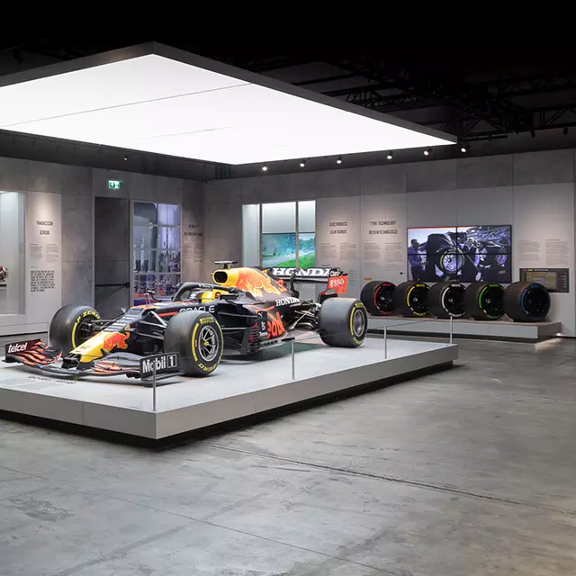 Pirelli - F1 Exhibition - Design Lab - jamcreative.agency.jpg