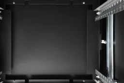 15YazamAF0-PHxtIxia2VA.c-r.jpg?