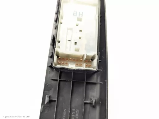 c75c58a0-d538-479a-9eba-741a1f5db1dd.jpeg?