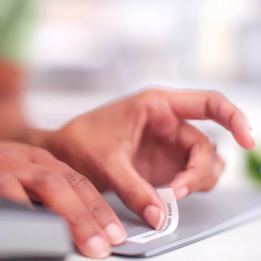 60cDhooqr02gvpvEnIvP4g.c-r.jpg?