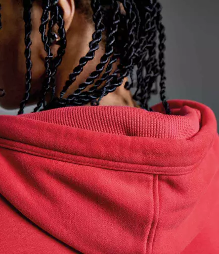 AM02%20RED%20MODEL%206.jpg?