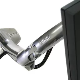 999994762158.pt03-560x500.jpg