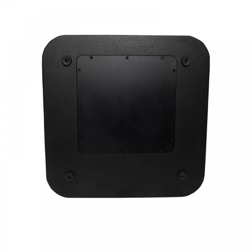 1743677647-98782000.jpg?