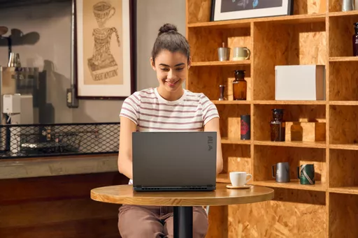 4Sm2i7rdHkCAMIKrEs6LaQ.c-r.jpg?