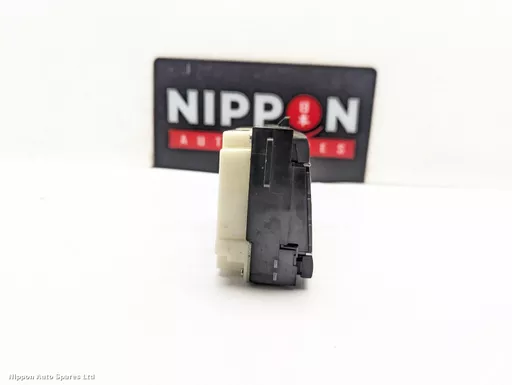 9d4baf55-cd29-4817-91a7-0c39a8085115.jpeg?