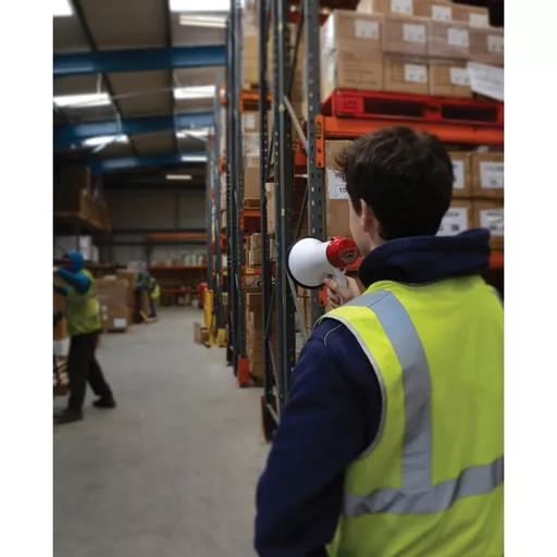 1696607361-98843800.jpg?