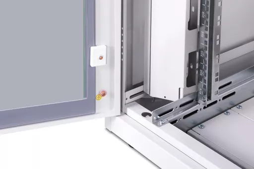 4plExgdpPkK1cgFMT0ExXw.c-r.jpg?