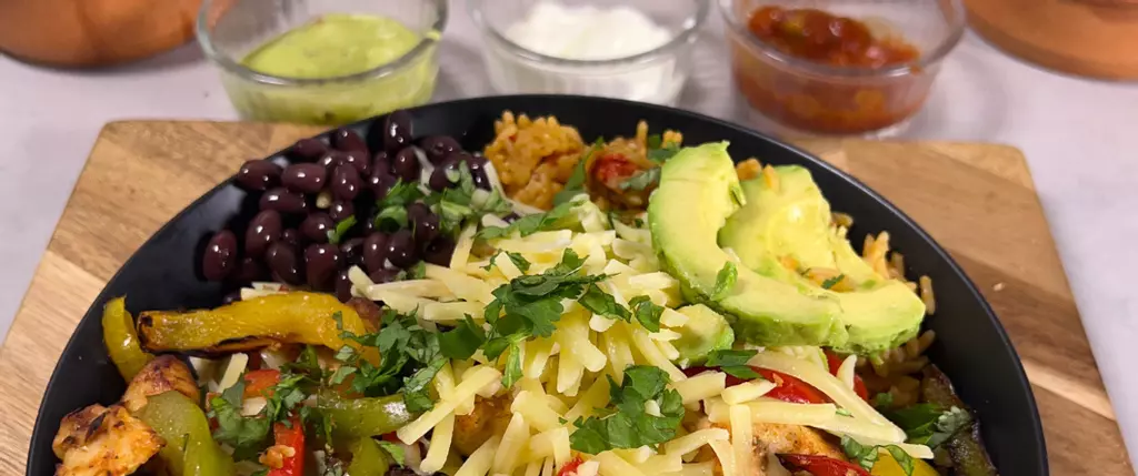 Air Fryer Chicken Fajita Bowl