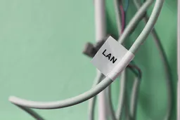 DjTJ_K0le0alc16OzAAwBw.c-r.jpg?