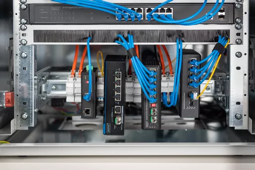 zohaQfyPnkes4XH7ZNPx2A.c-r.jpg?