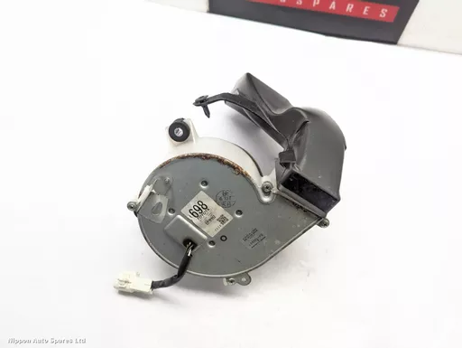 e964acf3-dd9f-4e93-9b41-30f5671a318a.jpeg?