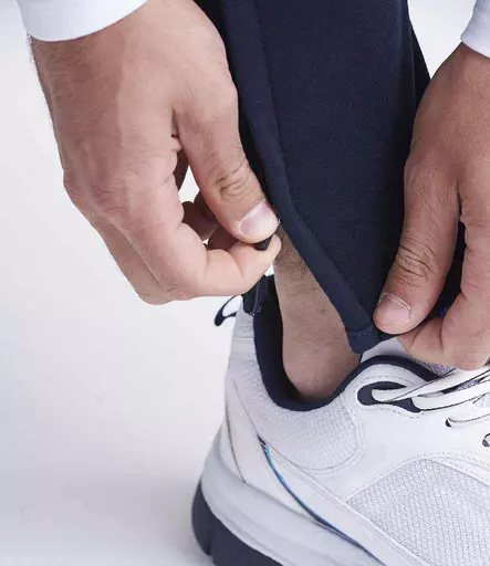 JC082%20FNA%20MODEL%204.jpg?