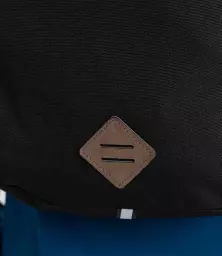 CR621%20BLK%20MODEL%204.jpg?