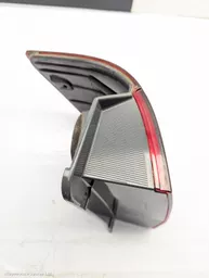 40acb39c-c10e-4c0d-8f2c-7f78c3f40752.jpeg?