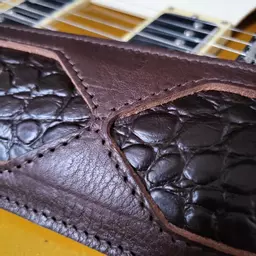 GS59 brown croc guitar strap 182326.jpg