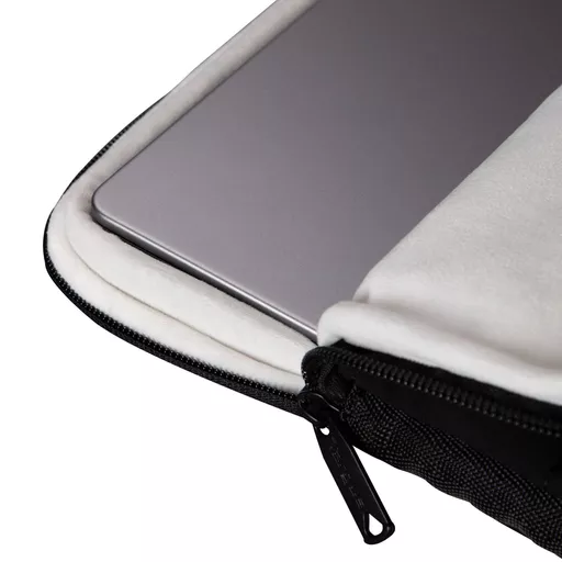 xmICVlh23kyvsxHi87dmLA.c-r.jpg?