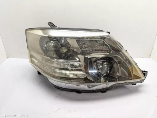 b2811f59-7e26-41ad-ad7f-44bd3ea5b8bc.jpeg?