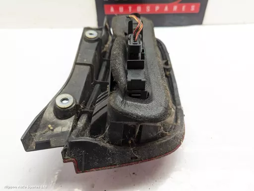 a2e1c363-6845-4757-9b52-0bcc7b9d5780.jpeg?