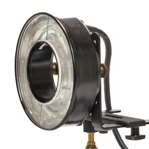 U-2044-ring flash_07.jpg