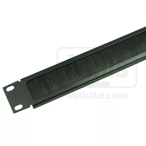 Fusion 1U SOHO Brush Panel