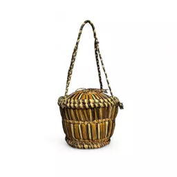 Woven basket 2.jpg