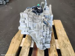 d9ff7740-40b2-4161-b75f-2e18fa6698cf.jpeg?