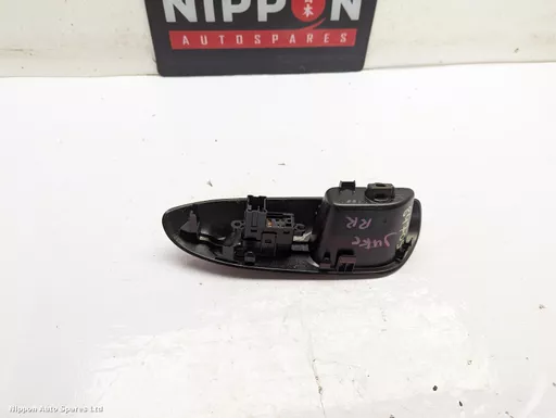 8b95bc2c-862c-4b9b-af0d-0e009ab07d0f.jpeg?