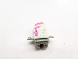 c8898ca0-0087-47ff-b726-4bd4d0835357.jpeg?