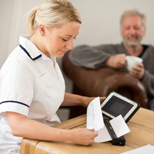 oyugnD4RU0u-db93hdtp6w.c-r.jpg?