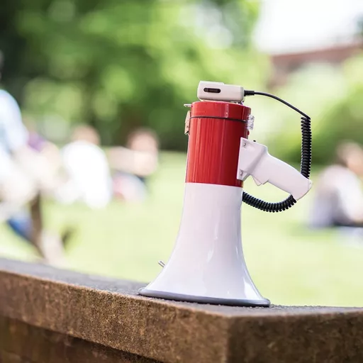 1696860027-95128900.jpg?