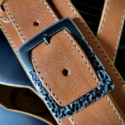 BS79 tan lava guitar strap Pinegrove 170045.jpg