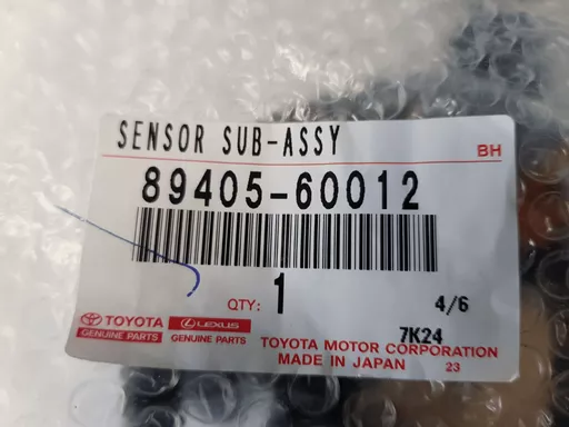 new-genuine-toyota-land-cruiser-front-right-rh-height-control-sensor-89405-60012-(3)-1553-p.png