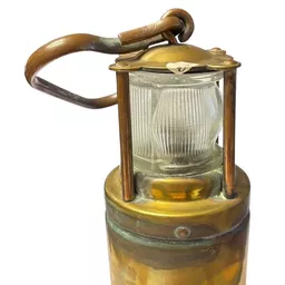Brass Miners Lamp Oldham 4090 1.jpg