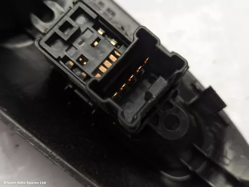 f2d28028-03bf-43d3-a044-93d50a2edf8a.jpeg?