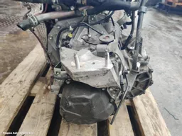 65b51044-3f80-4be5-b6ff-955d58b62ca8.jpeg?