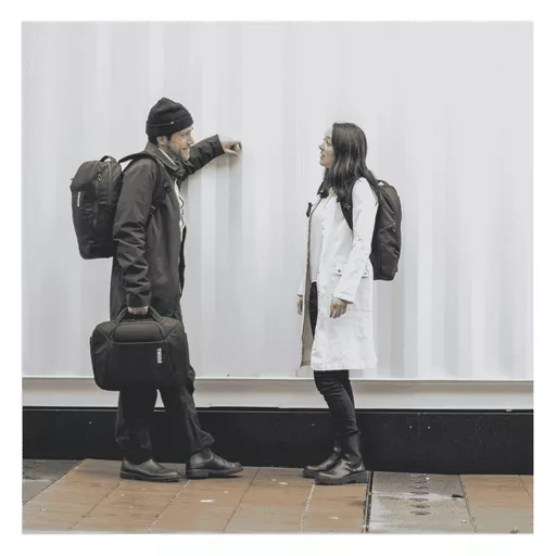 7915HuS5VUiHsx9ycTTLQw.c-r.jpg?